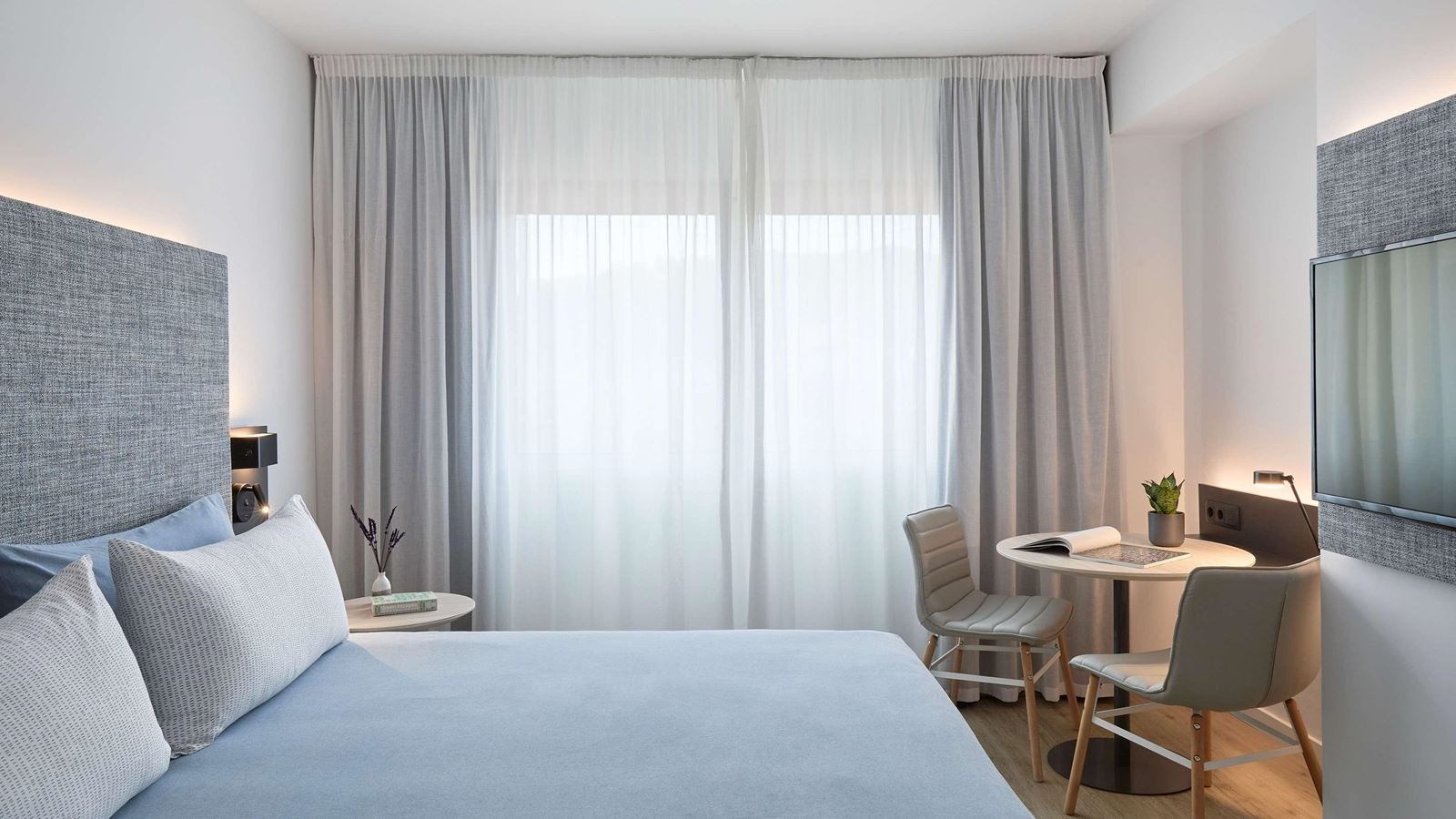 rooms-junior-suite-two-beds