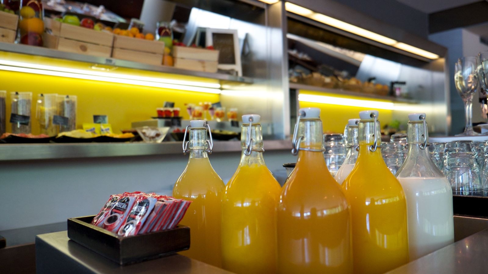 restaurants-restaurants