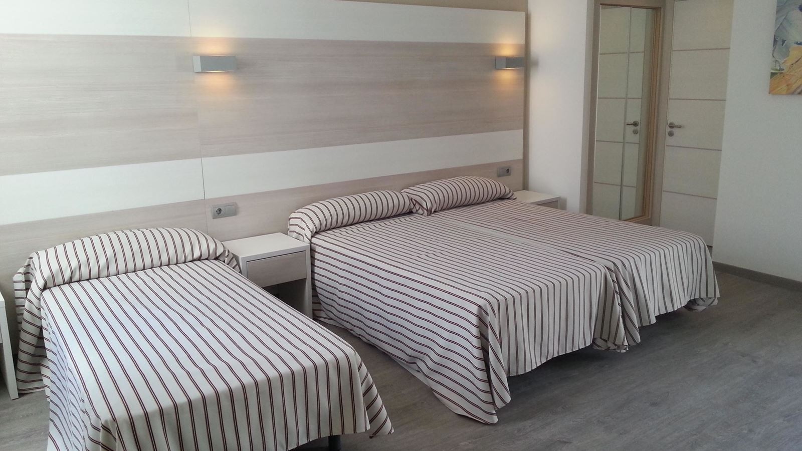 rooms-tb--triple-room