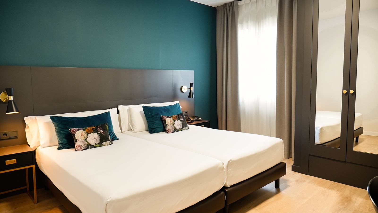 rooms-double-standard-room