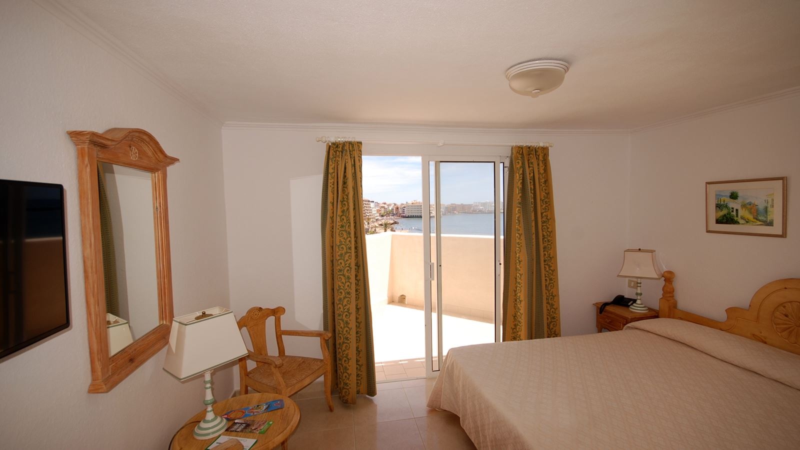 rooms-double-room-sea-view-balcony-or-terrace