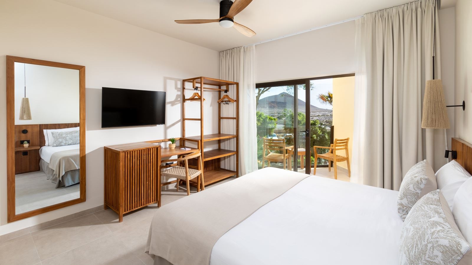 rooms-double-superior-balcony-or-terrace-g