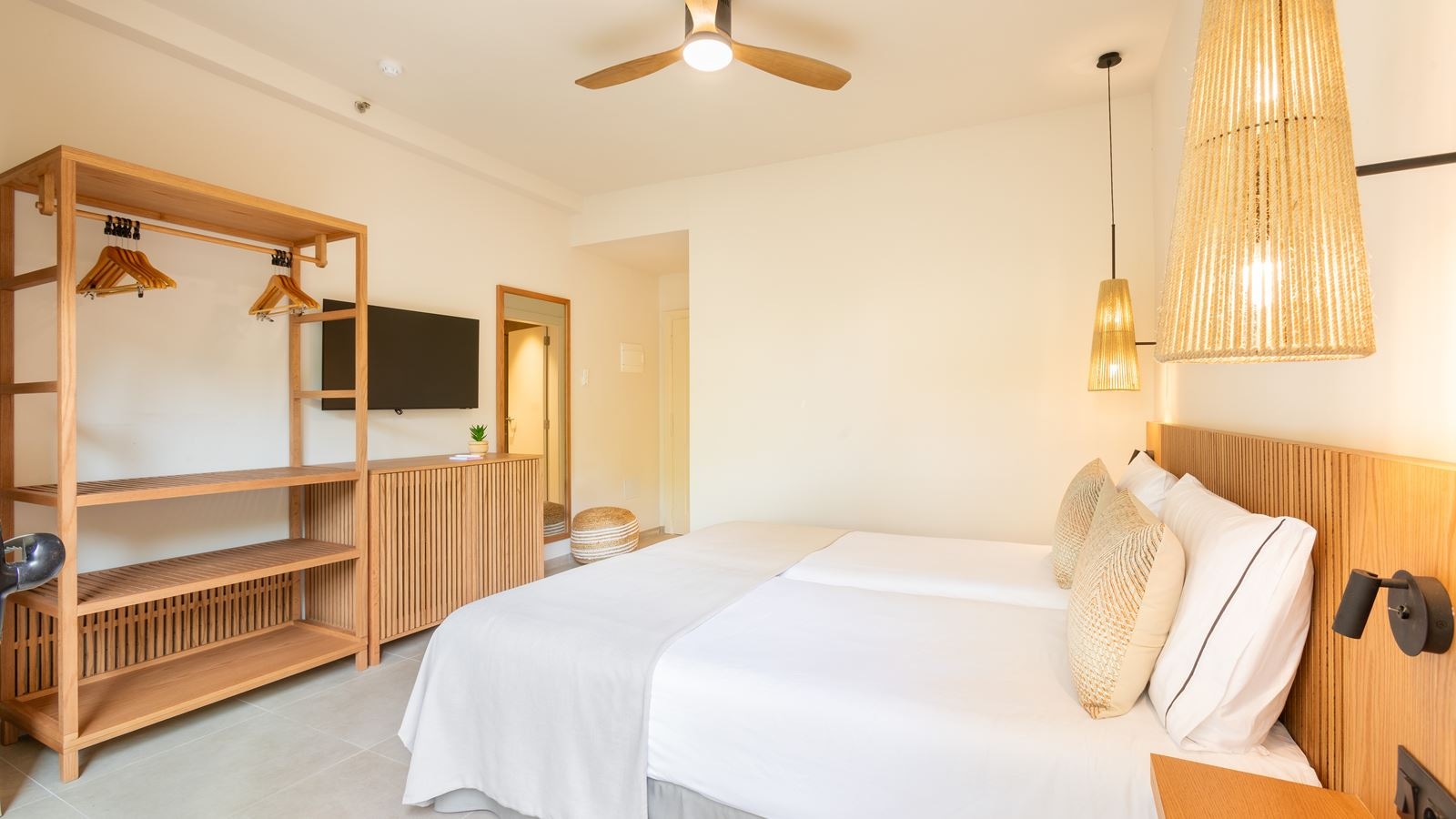 rooms-double-superior-sea-view-balcony-or-terrace-g