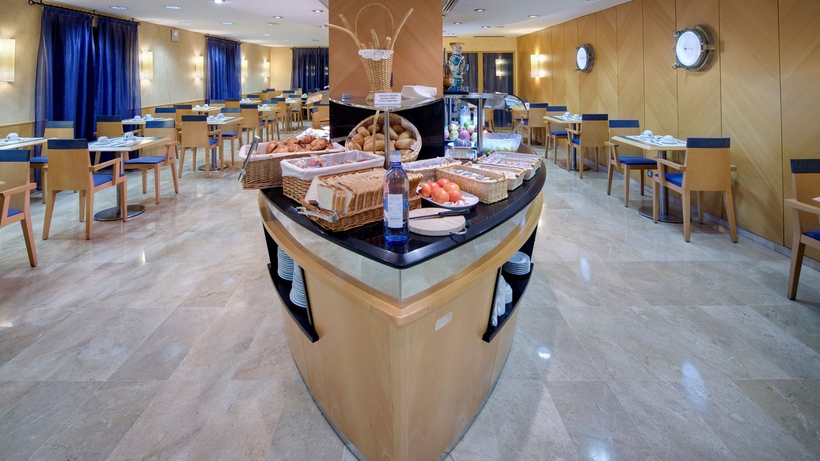 restaurants-restaurants