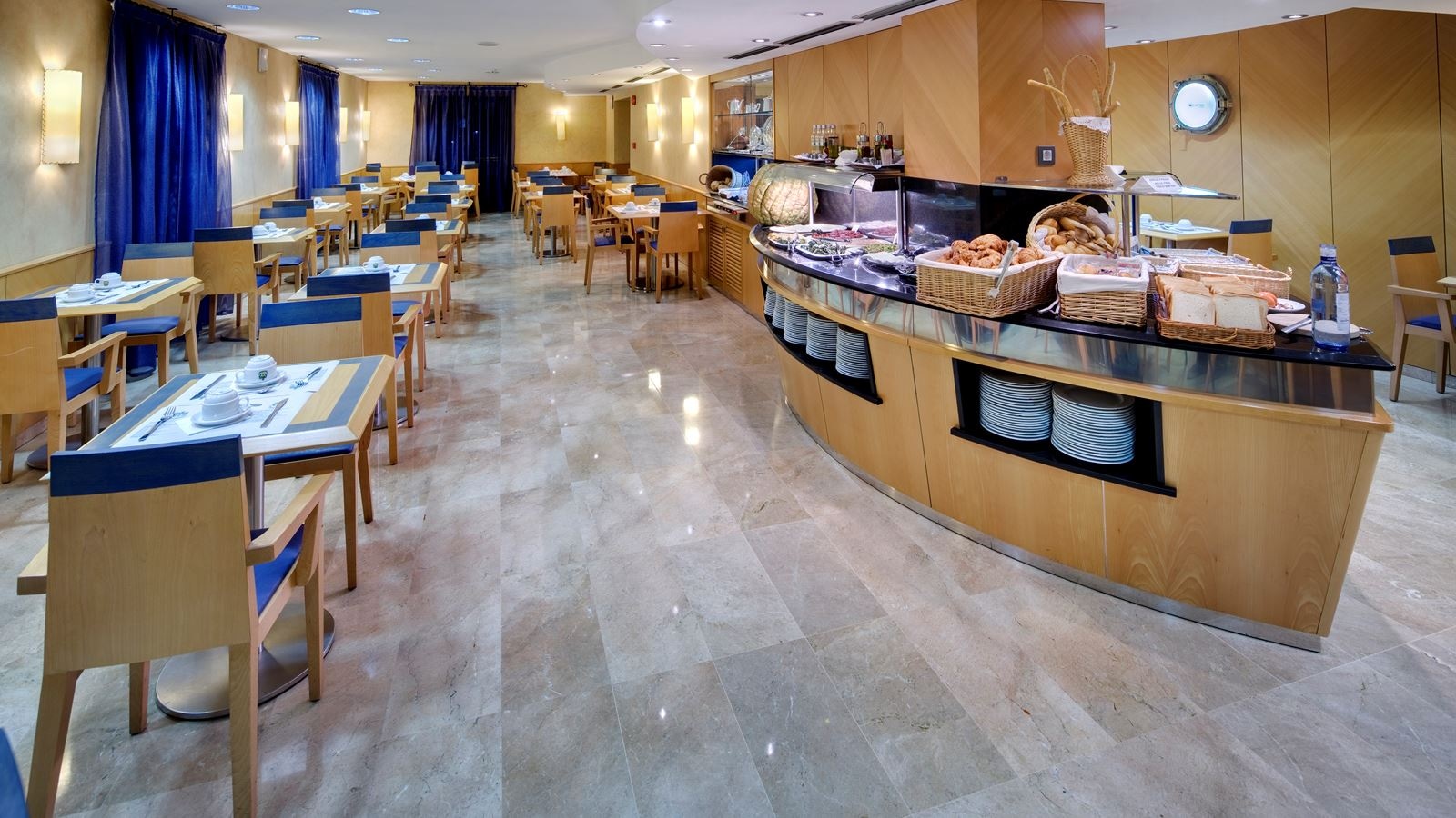 restaurants-restaurants