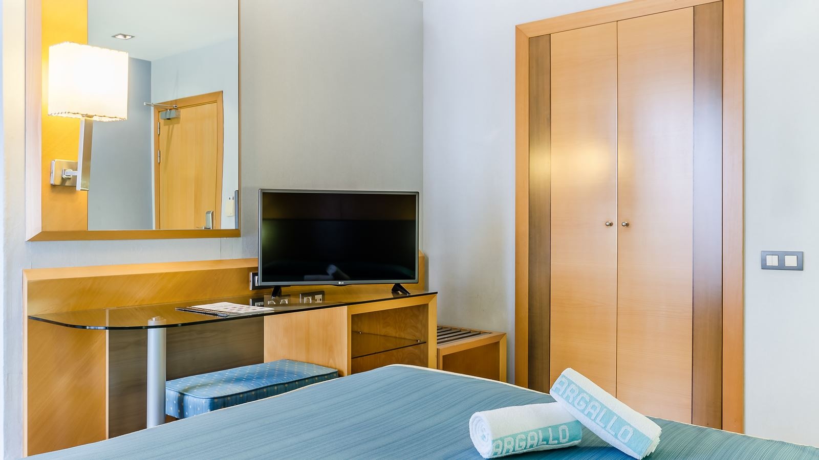 rooms-double-or-twin-standard