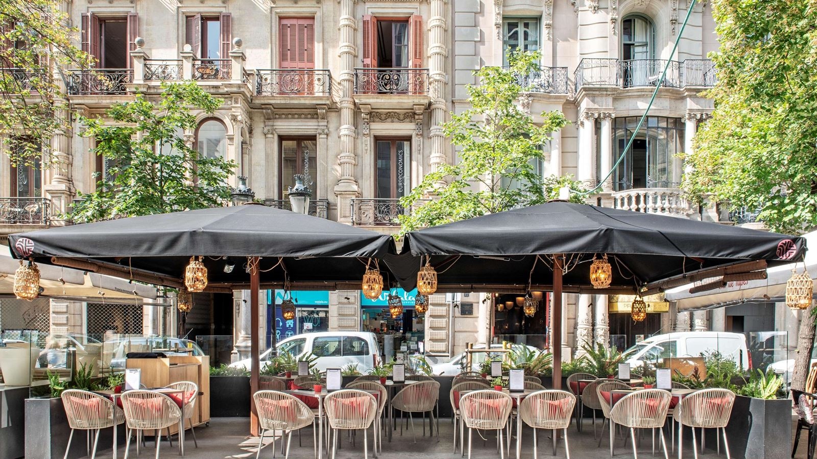 restaurants-restaurants