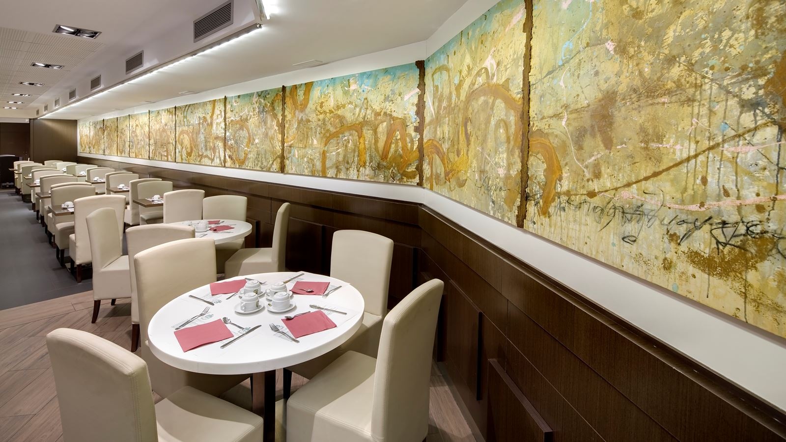 restaurants-restaurants