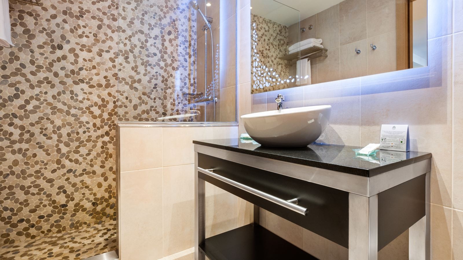 rooms-single-standard