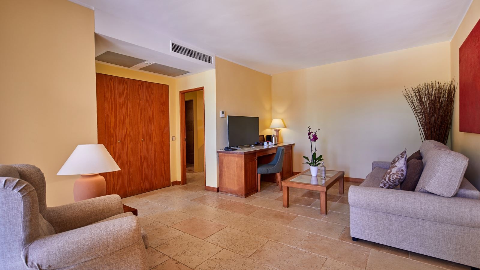 rooms-suite-swim-up-balcony-or-terrace