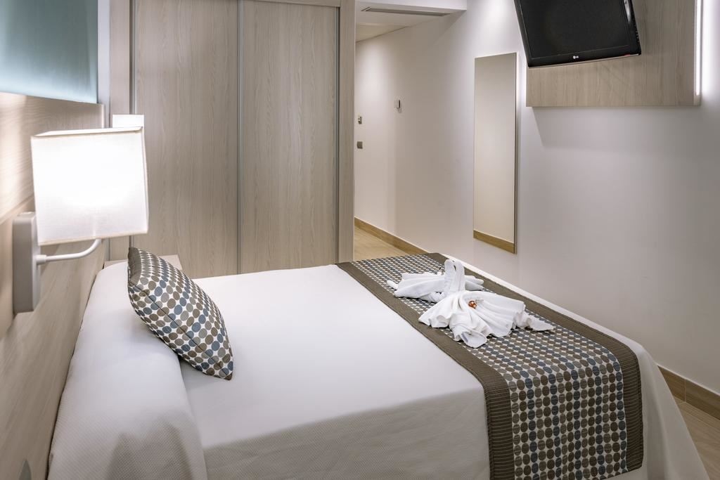 rooms-double-single-use