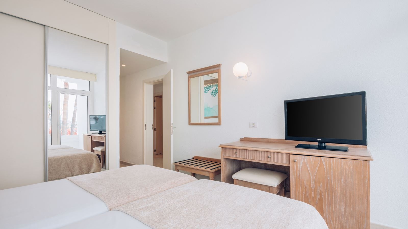 rooms-family-interconnecting