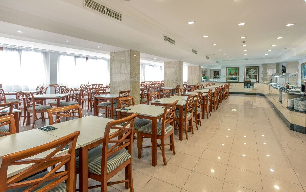 restaurants-breakfast-buffet