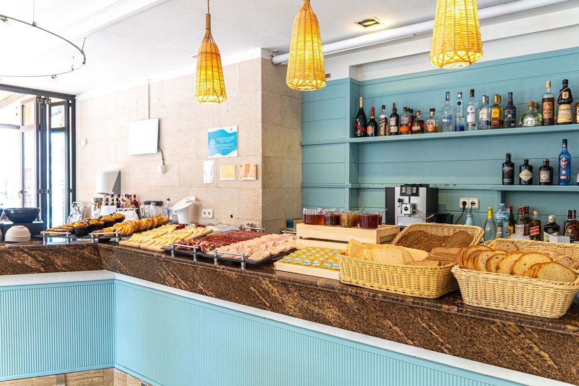 restaurants-buffet-breakfast