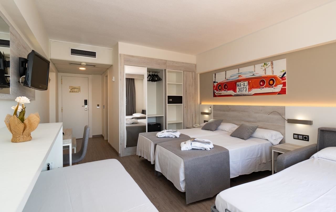rooms-superior-room