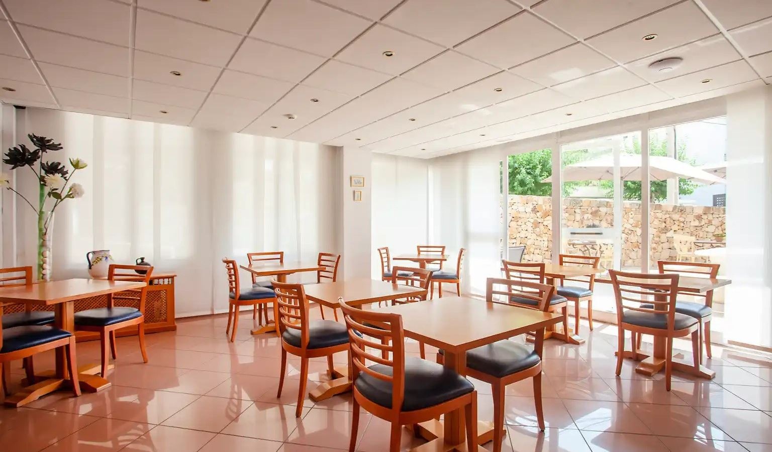 restaurants-restaurants