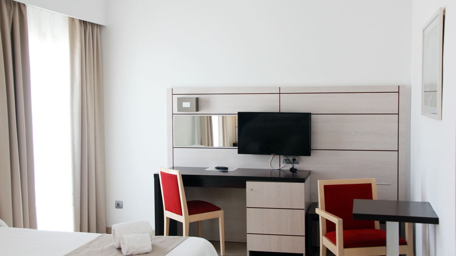 rooms-superior-twin-room