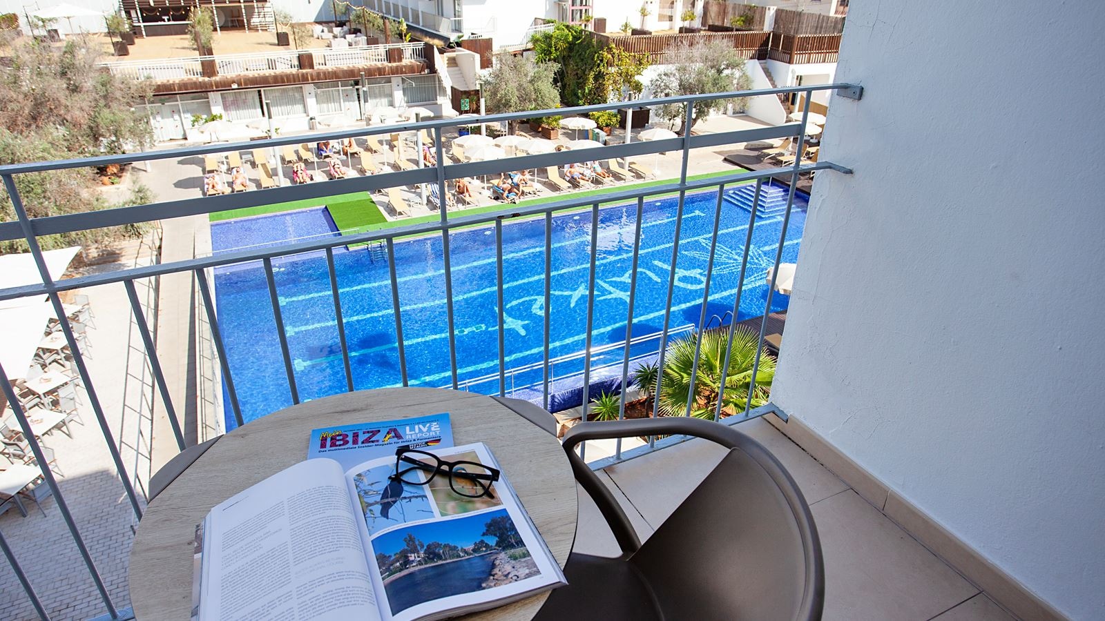 rooms-superior-twin-room