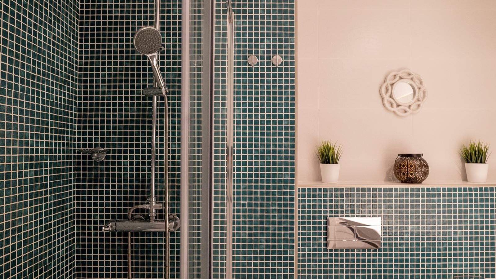 rooms-superior-deluxe-double-room