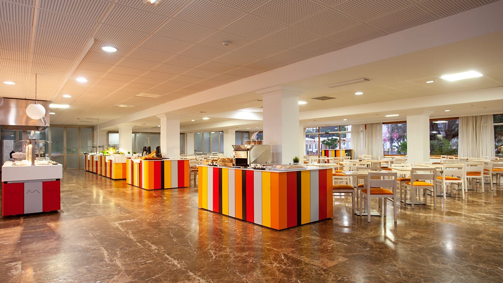 restaurants-buffet-restaurant