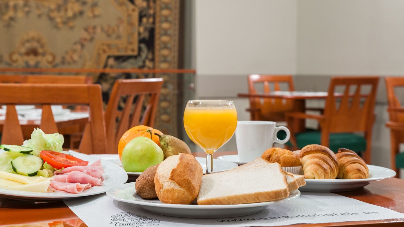 restaurants-restaurants