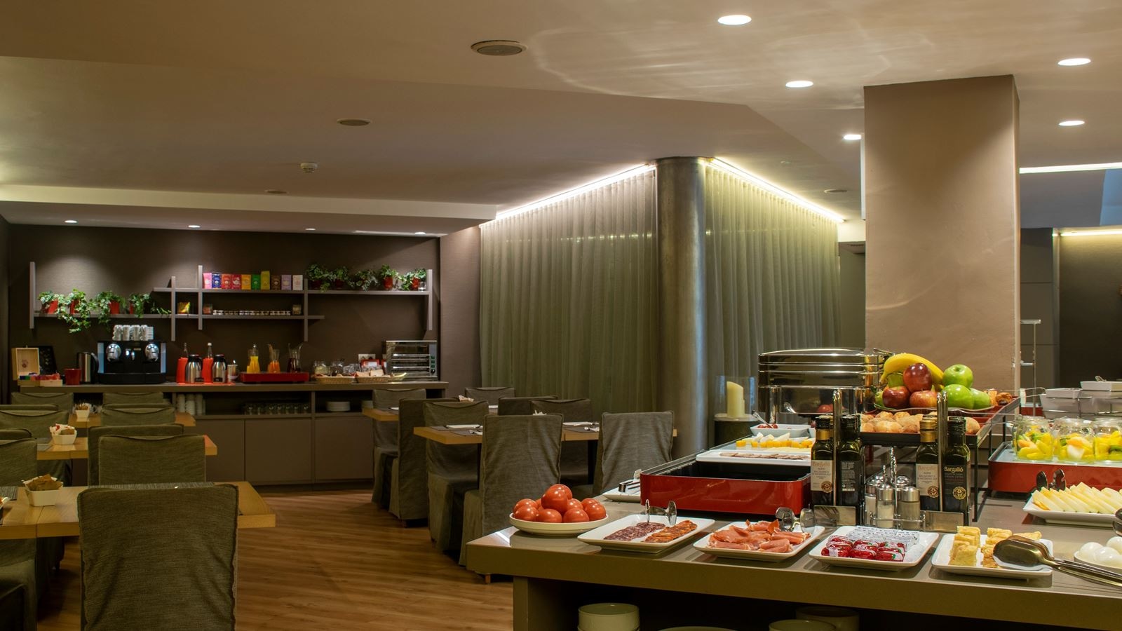 restaurants-restaurants