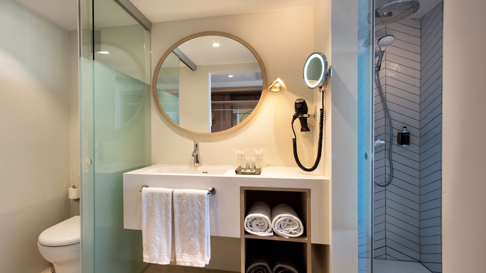 rooms-doble-standard