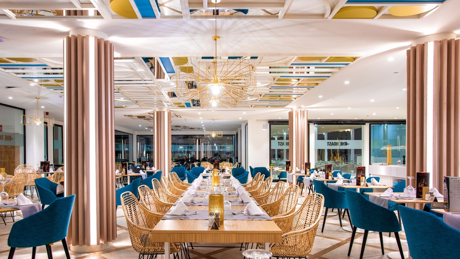 restaurants-the-roast