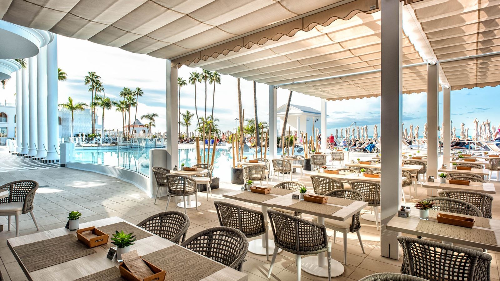 restaurants-the-roast