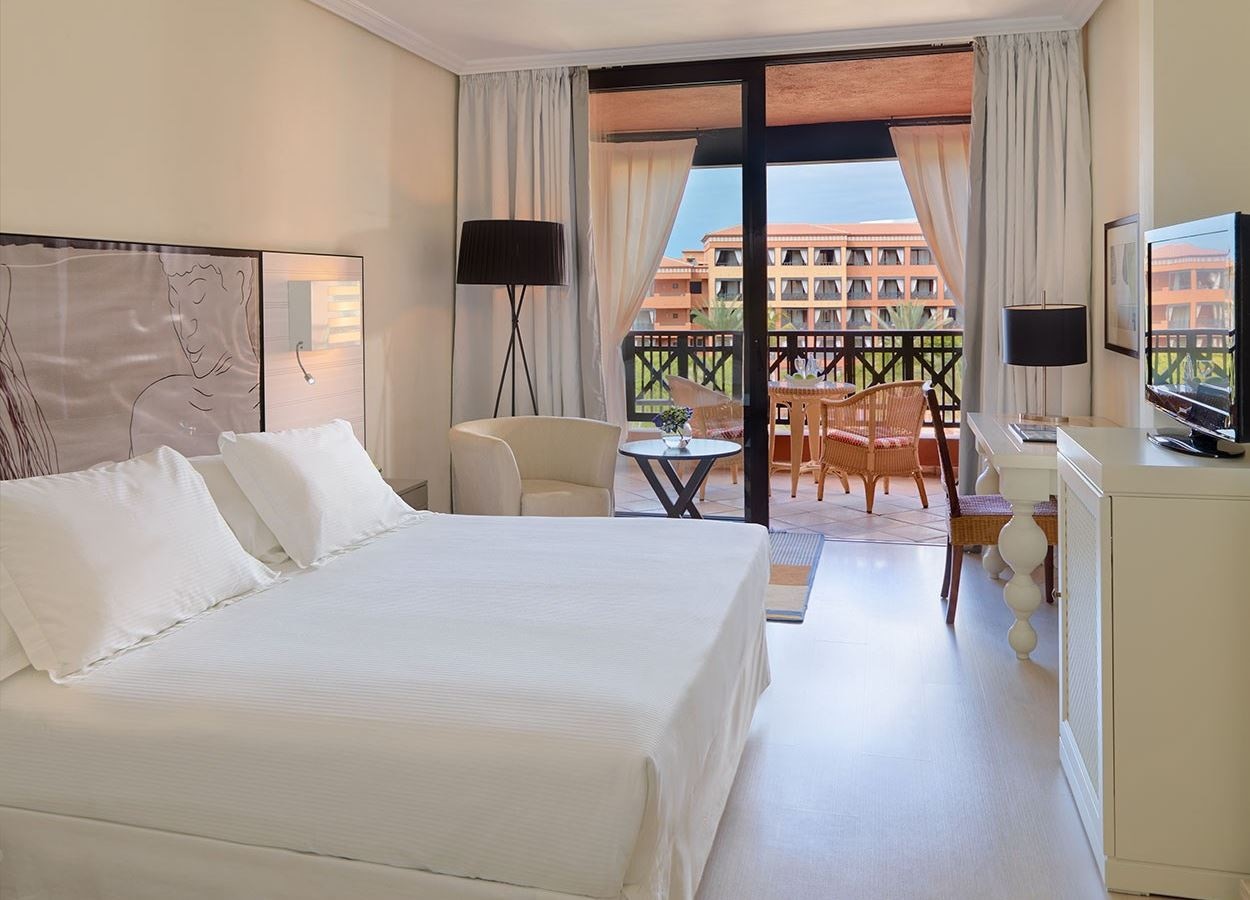 rooms-double-sea-viewpool-view-single-use