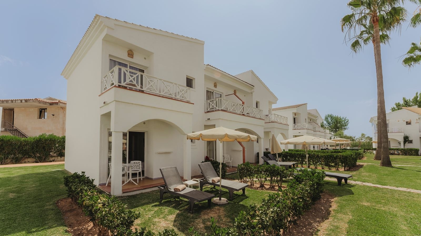 rooms-room-superior-premium-private-garden