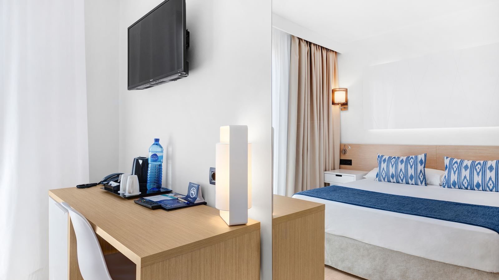 rooms-annex-room-without-balconyterrace