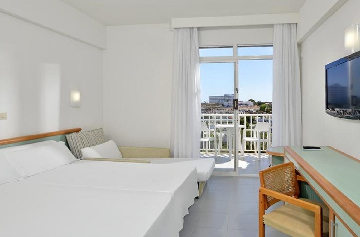 rooms-room-double-garden-view-balcony-or-terrace