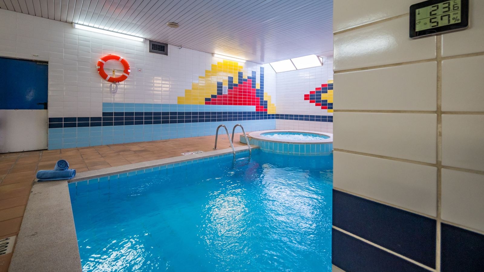 pools-indoor-pool