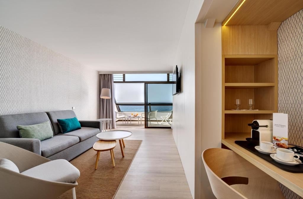 rooms-suite-duplex-premium-sea-view-with-balcony