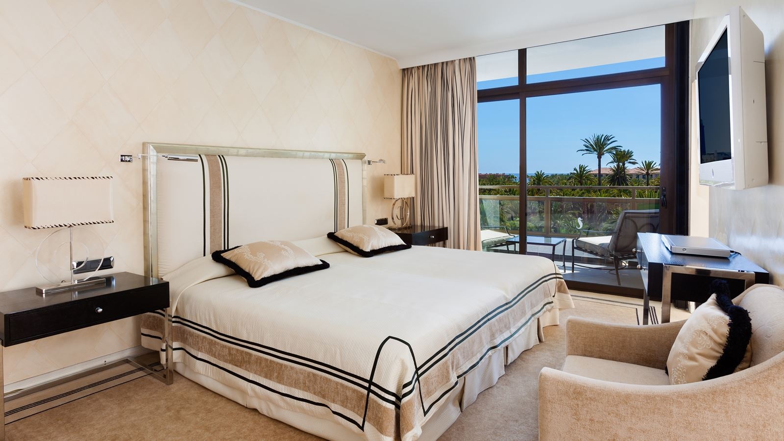 rooms-double-with-views