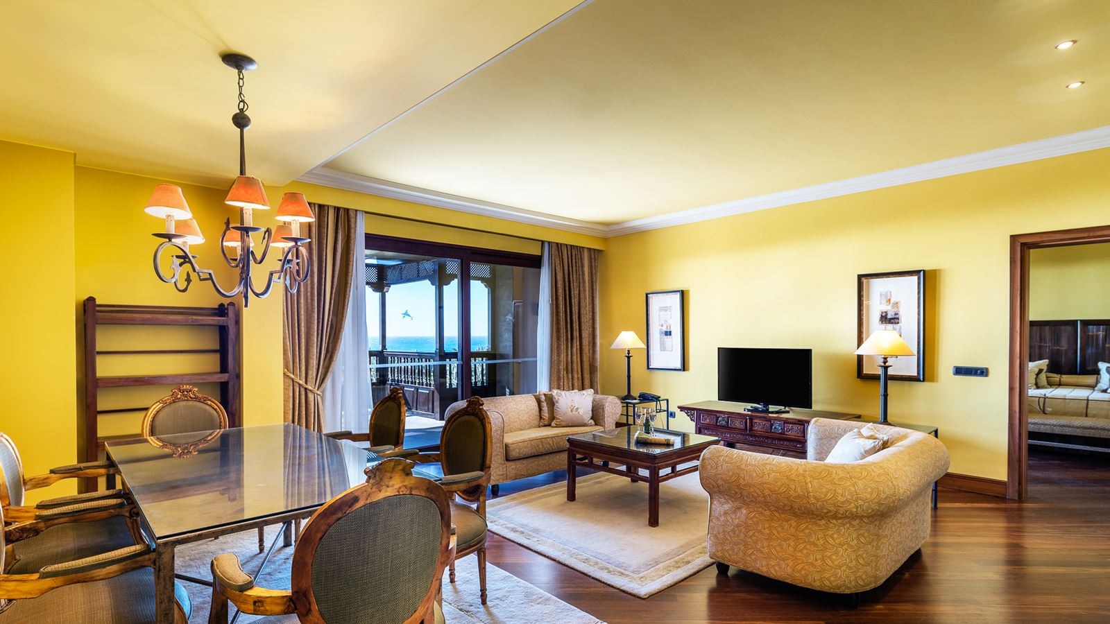 rooms-pris-suite-balcony-ocean-view