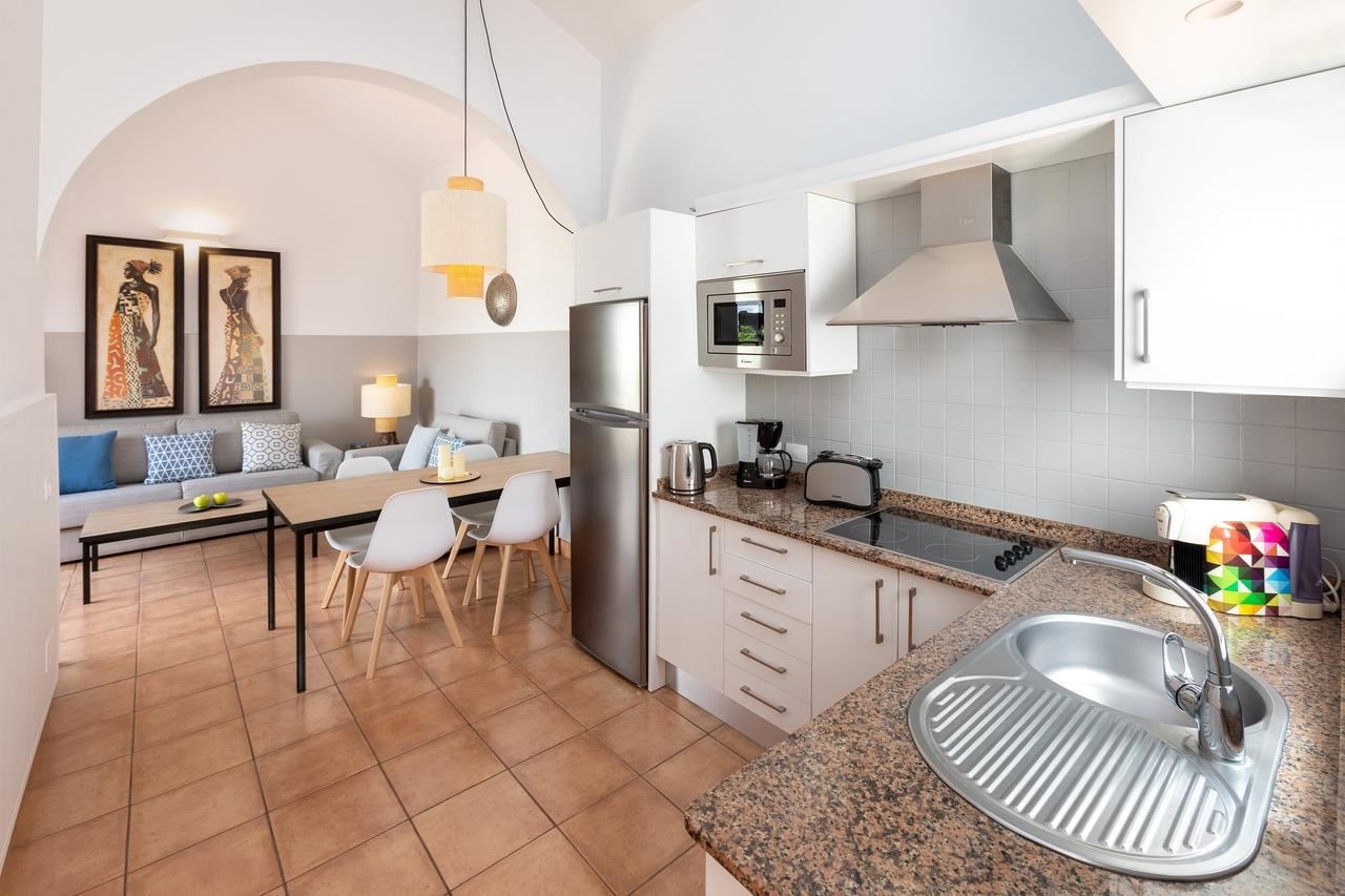 rooms-bungalow-two-bedrooms-with-terrace