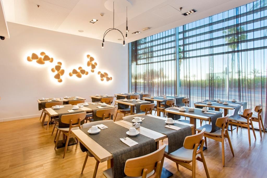 restaurants-restaurants