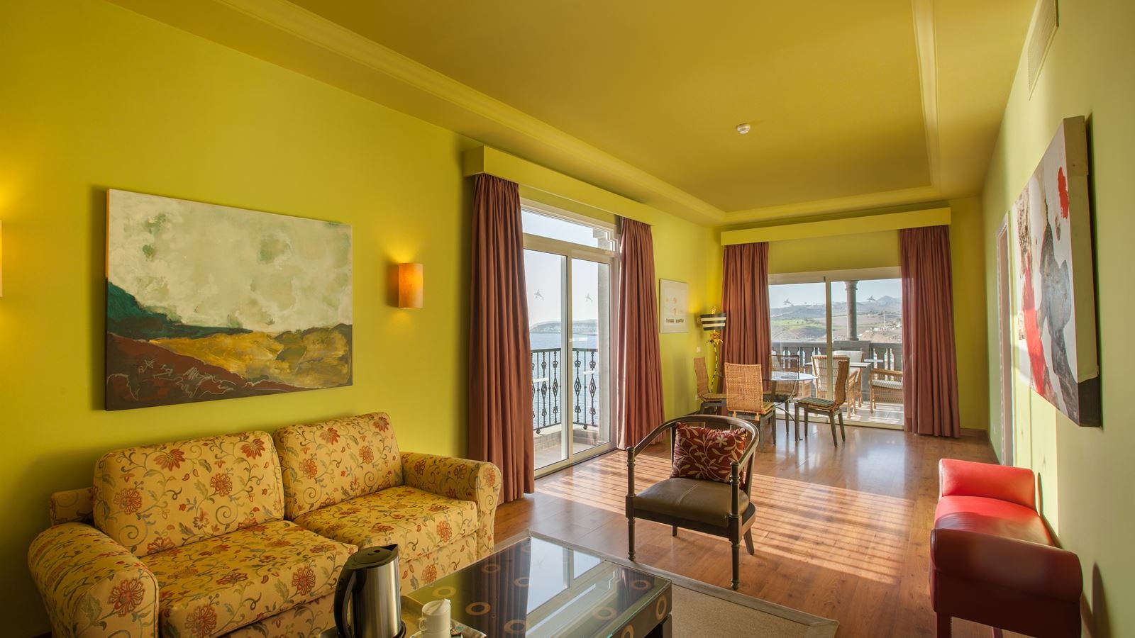 rooms-junior-suite-terrace-unique