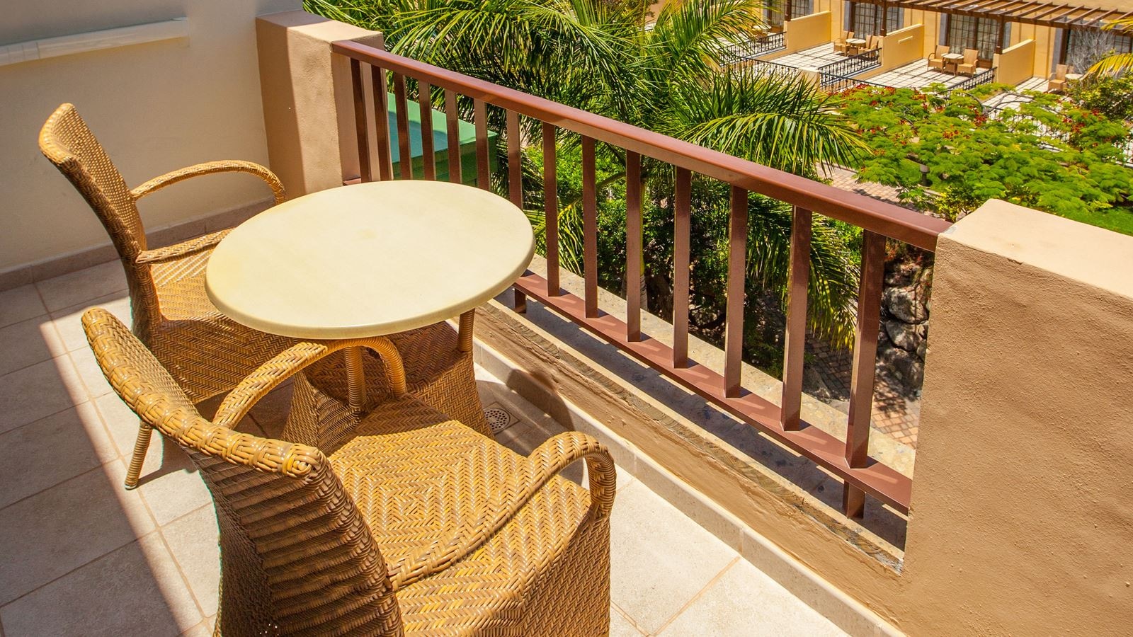 rooms-dst-monoparental-standard-balcony