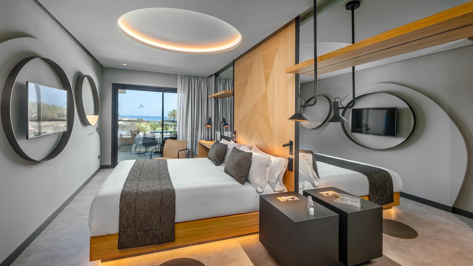 rooms-ddev-deluxe-side-sie-view