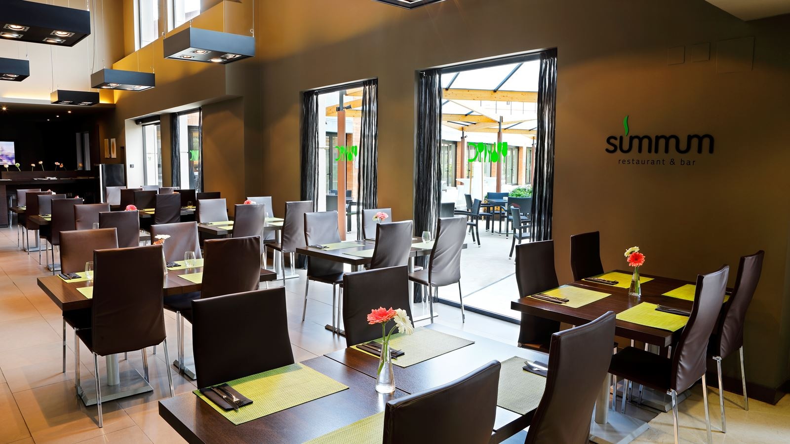 restaurants-restaurants