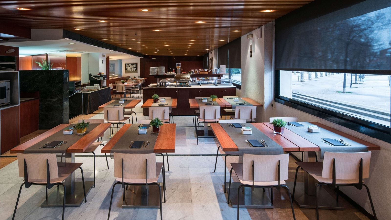 restaurants-restaurants