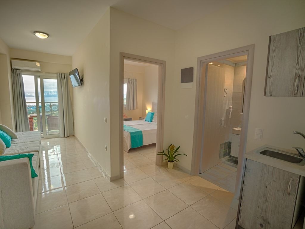 rooms-family-apartment