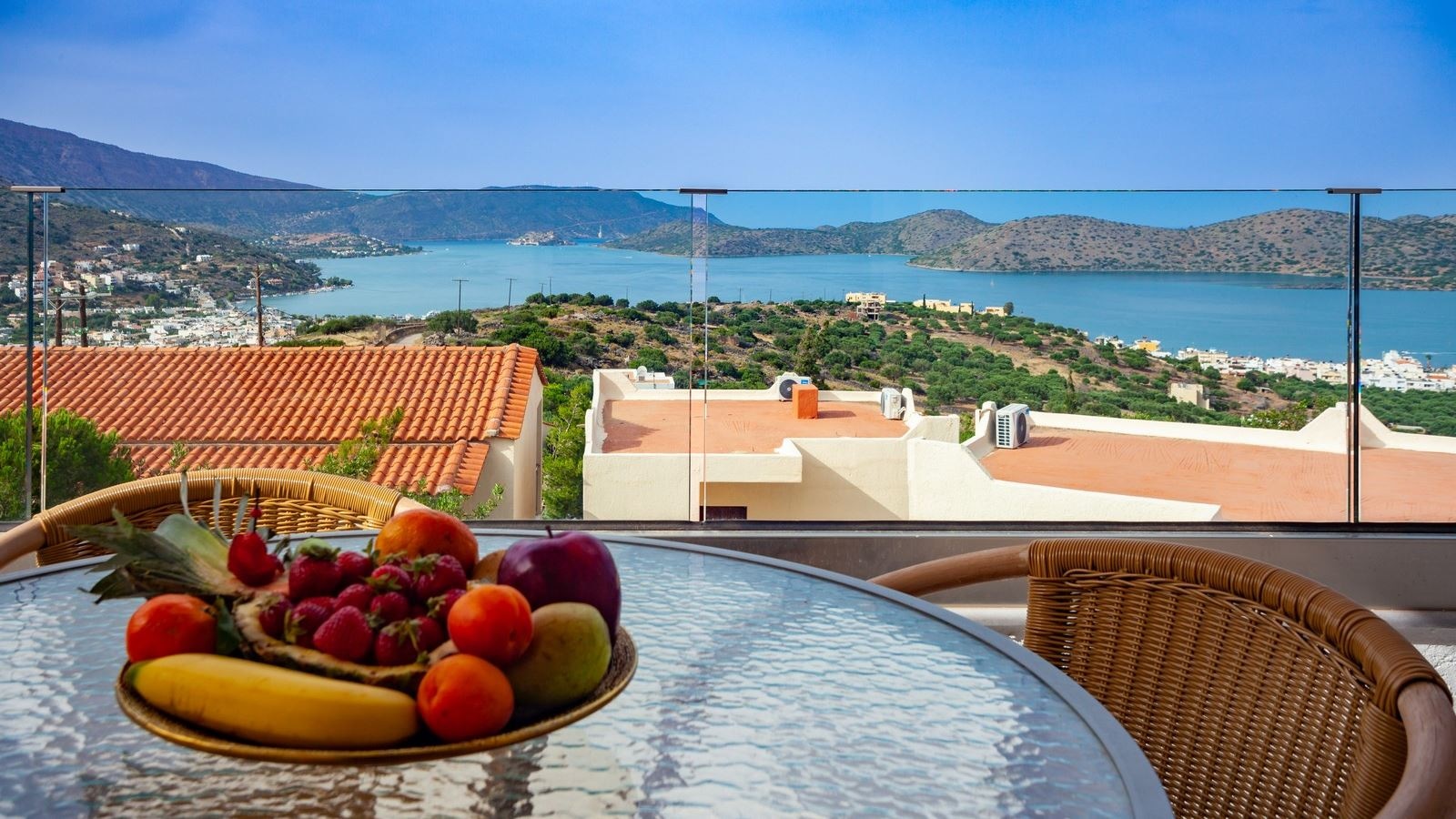 rooms-two-bedroom-family-apartment