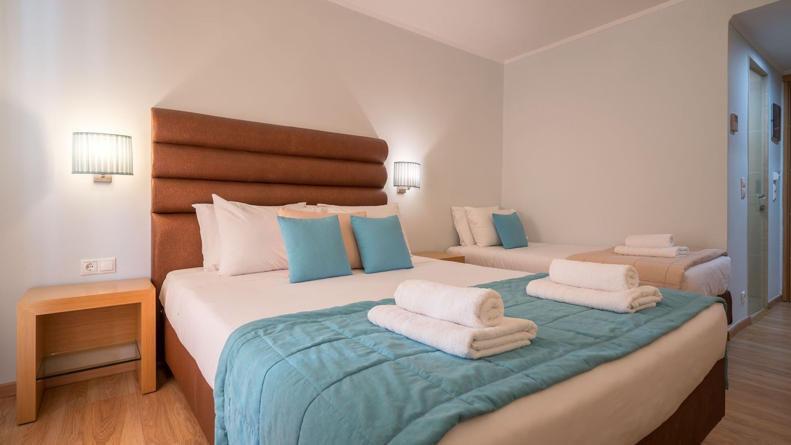 rooms-standard-room