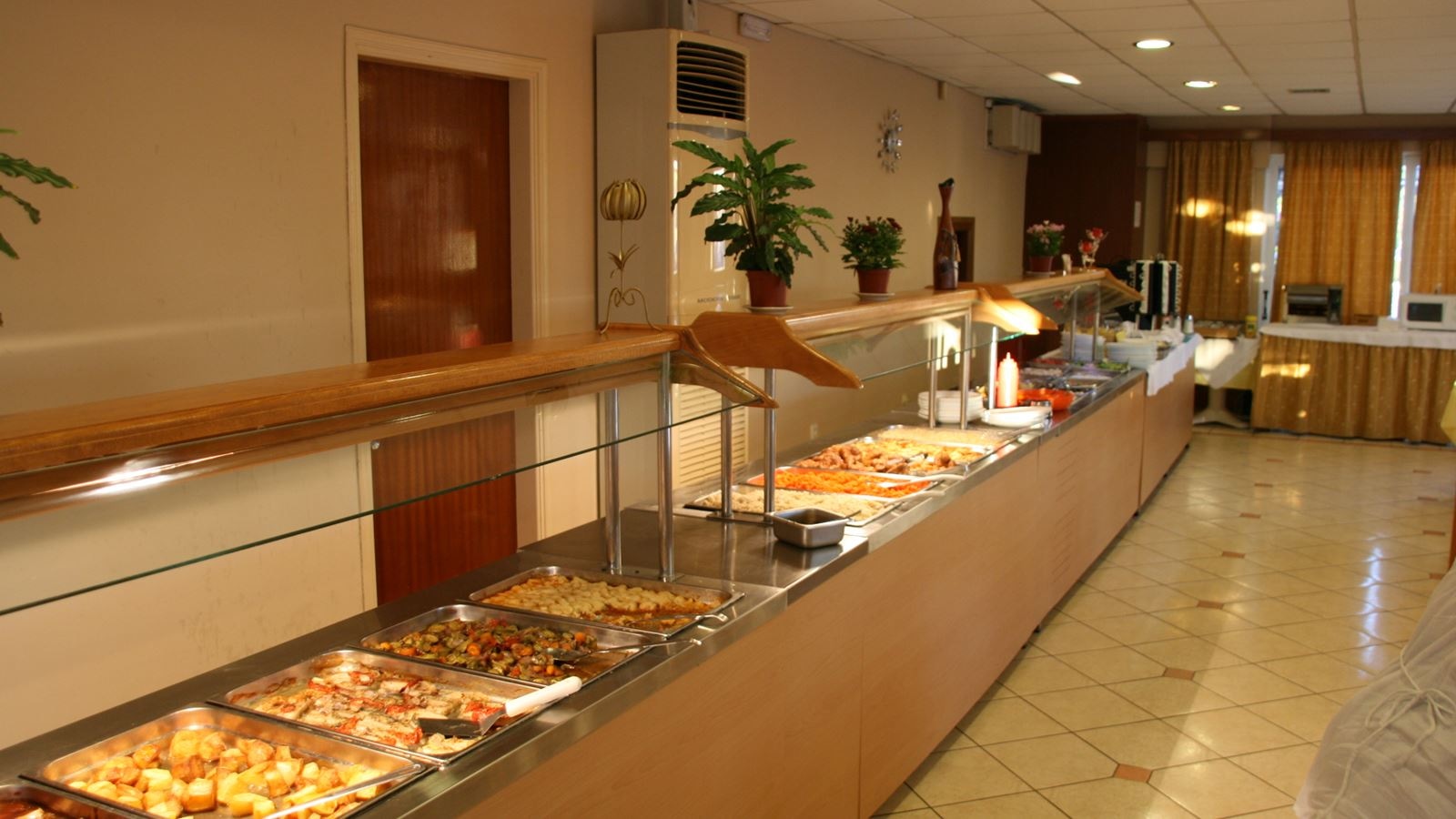 restaurants-buffet-restaurant