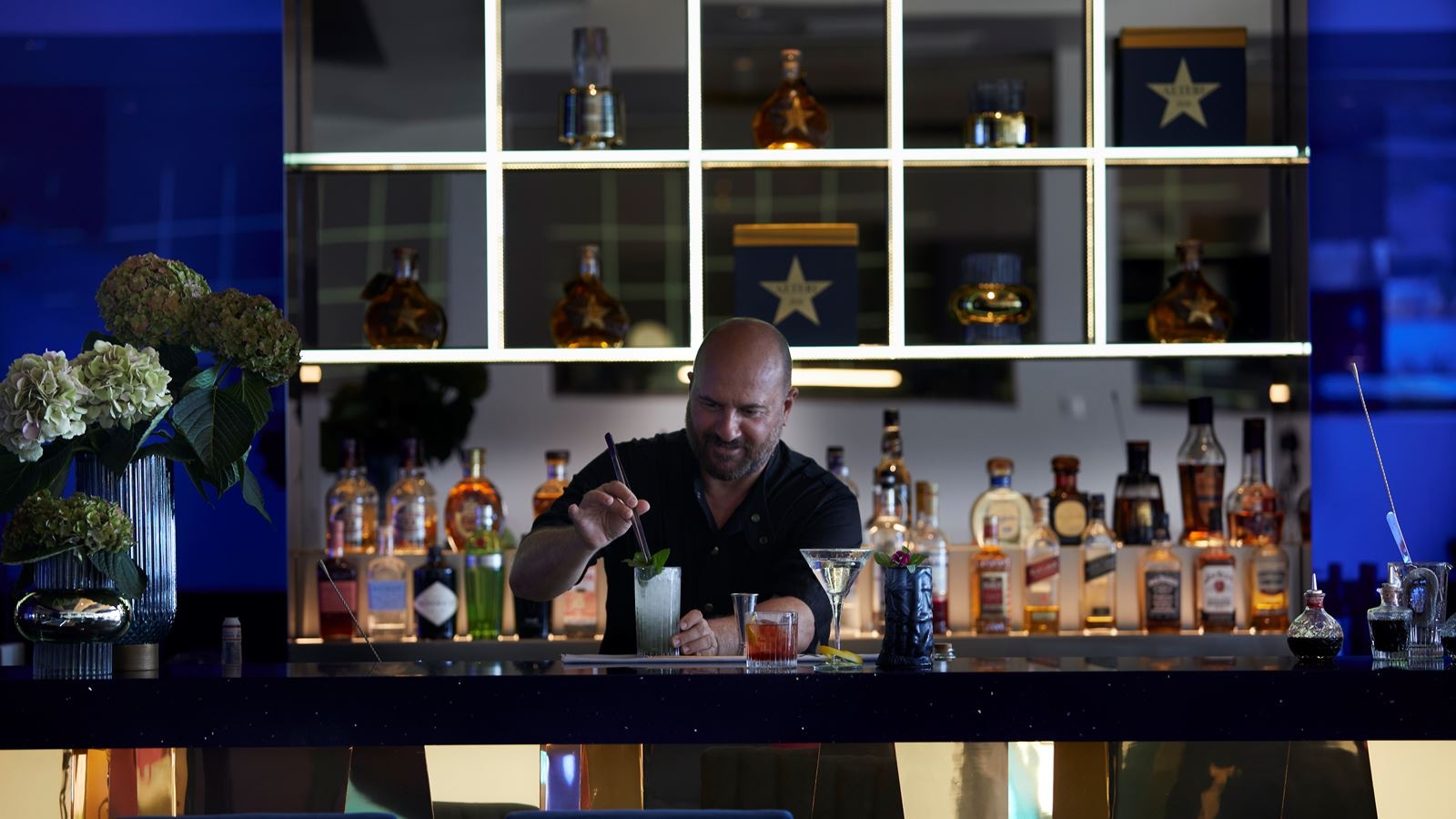 bars-main-bar-sellas