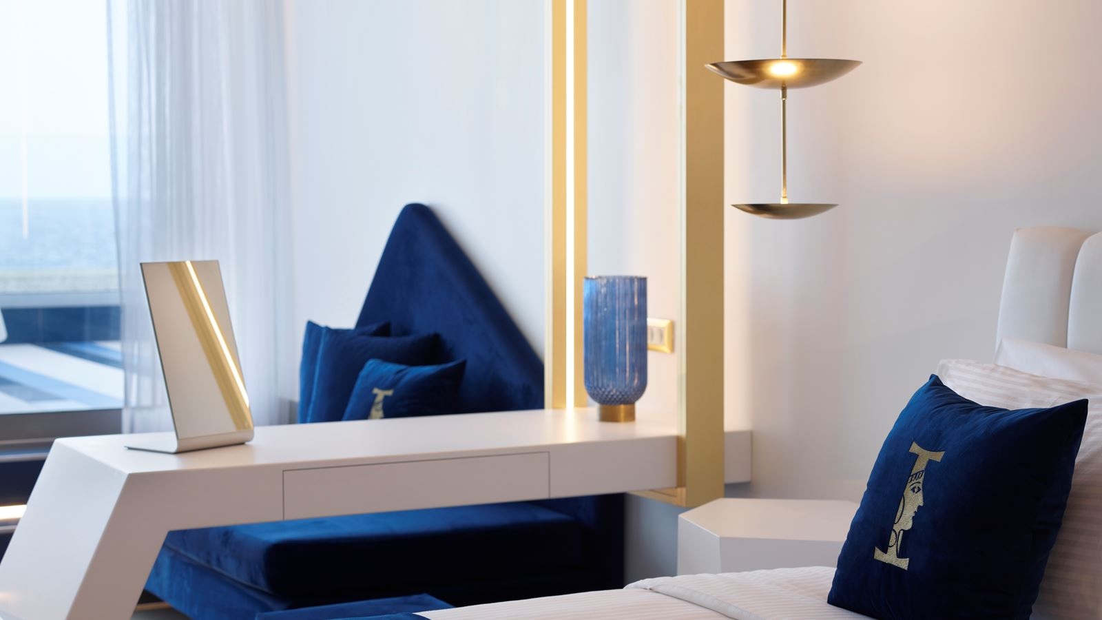 rooms-gold-junior-suite-sea-view